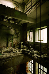 House of ghost machinery  The shaft