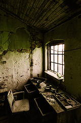 The worn work bench